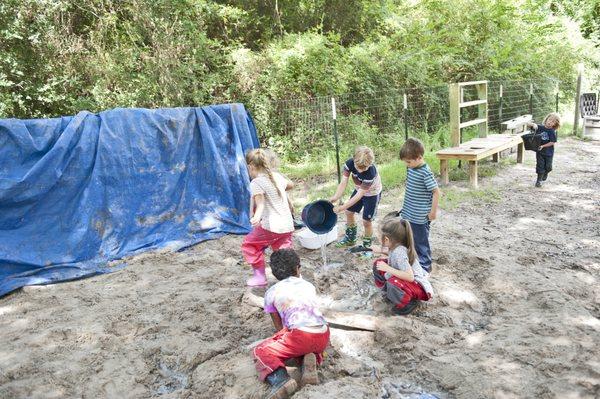 Kindergarten - Outside Play