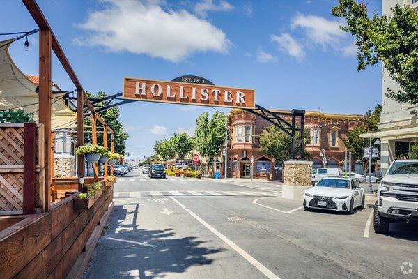 Downtown Hollister