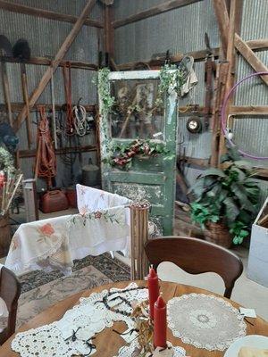 Country Barn Antiques