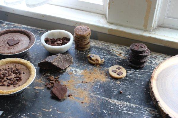 Paleo cookies o- double chocolate, chocolate chip, snickerdoodle!