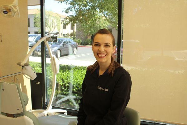 Meet Courtney RDH, Hygienist