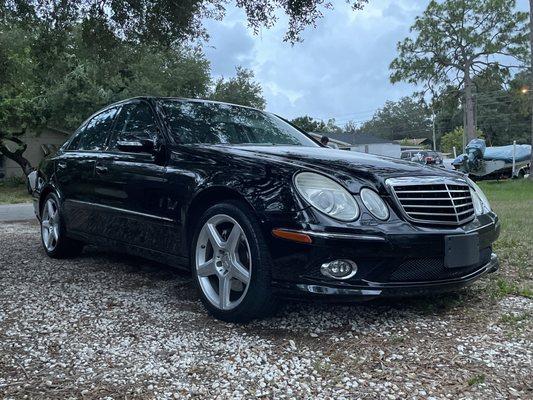 09 E350 very low miles I'm beautiful condition.  Every single function works in this car.