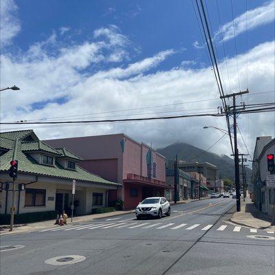 Corner of N Market St and W Main St. W Maui Mountains are in the background.