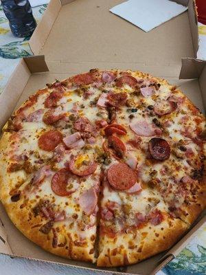 7 meat pizza!