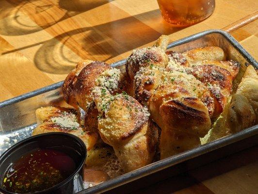 Garlic Knots