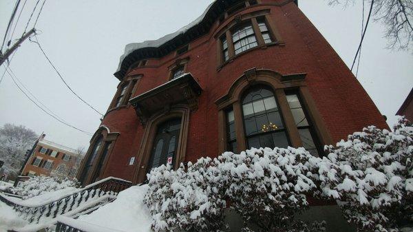 The beautiful Greater Portland Landmarks building adorned with a Valentine's Day Bandit heart!