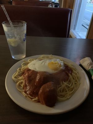 Spaghetti meatball with fried egg