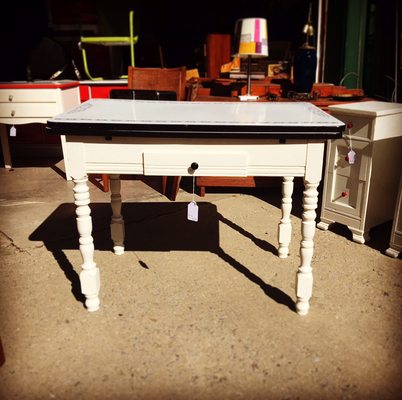 Enamel top draw leaf table