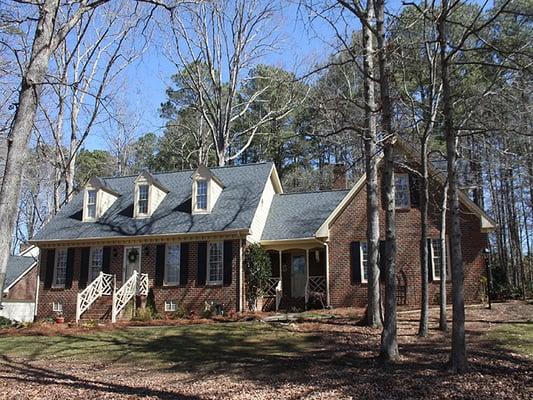 NEW LISTING - Enchanted Oaks, Raleigh - 4BR/4BA Home with $60K Bonus Room Addition, Beautiful Screened Porch on .93 acre Lot.