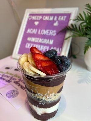 Acai bowl