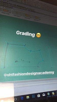 Learning Grading during Gerber CAD class.  Professor Terry helps me a lot during lab hour.