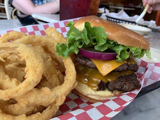 Burger with O rings