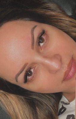 Fluffy hybrid eyelash extensions & brow shaping in Boca Raton, FL.