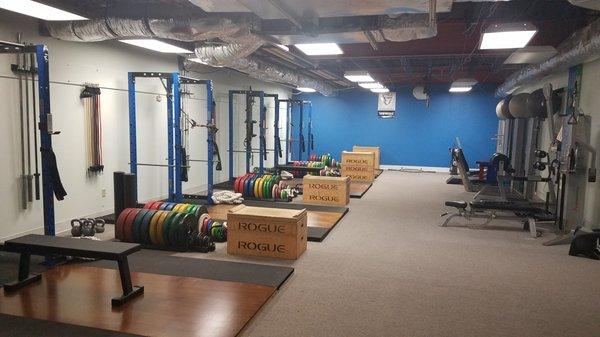 Strength Lab has 4 fully equipped, independent training stations for strength training, Weightlifting, and metabolic conditioning.