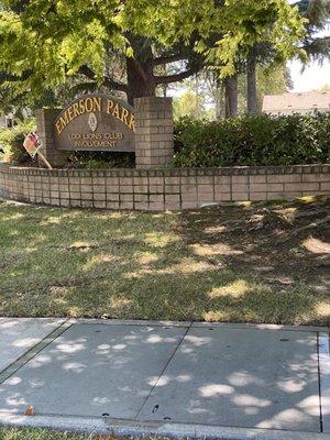 Spot where I enjoy some Corner Scone treats!!! Nice and shady in a nice neighborhood.