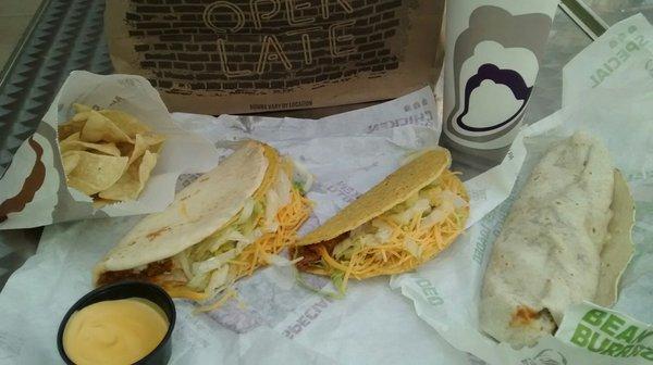 Cravings Deal: Chips & Queso, Cheesy Gordita Crunch, Beef Crunchy Taco, Supreme Burrito, Drink $7.49+ tax