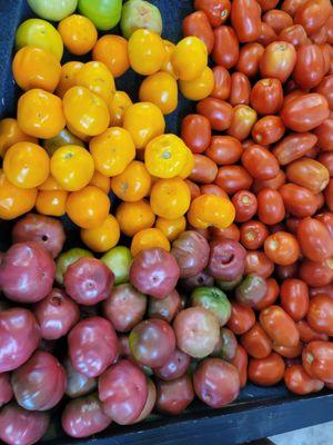 Fresh tomatoes