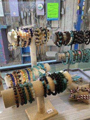 Bracelet section