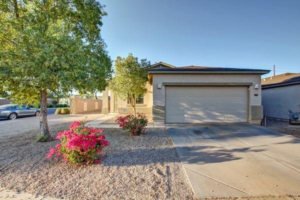 San Tan Valley Home For Sale, Corner Lot, Move in Ready!