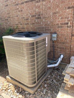 Condenser replacement