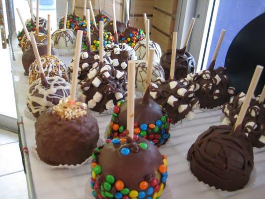 Great caramel and chocolate apples!