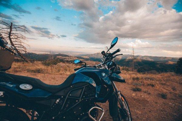 BMW 650GS. Sunshine Canyon.