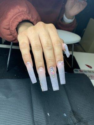 nails