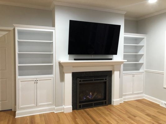 Custom Family Room Built ins