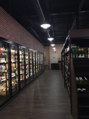 OVER 100 CRAFT BEERS TO CHOOSE FROM