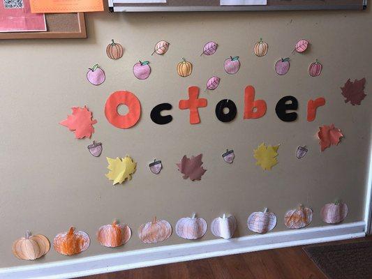 October wall decoration