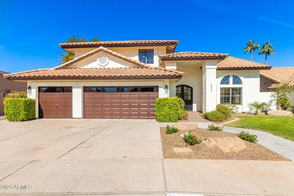 Islands Lake Front Home