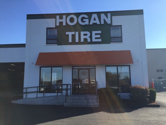 Hogan Tire & Auto  Woburn, MA