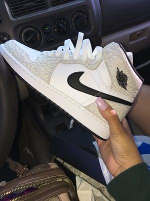 Retro Air Jordan 1