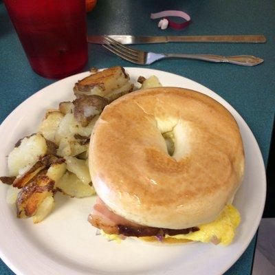 Bagel sandwich (with the home fries from the omelette)