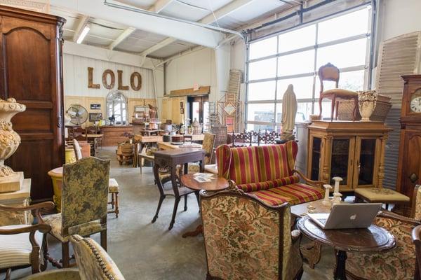 Lolo French Antiques et More