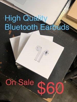 Bluetooth earphones works just like AirPods (not Apple)