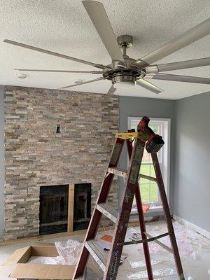 Ceiling fan Hung