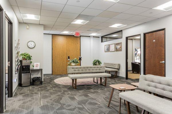 Walnut Creek Sima Space - Therapy Rooms, Meeting Rooms and Offices for hourly, daily and monthly lease. Flexible terms available.