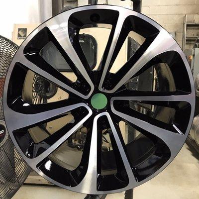 Bentley Bentayga wheel repaired.