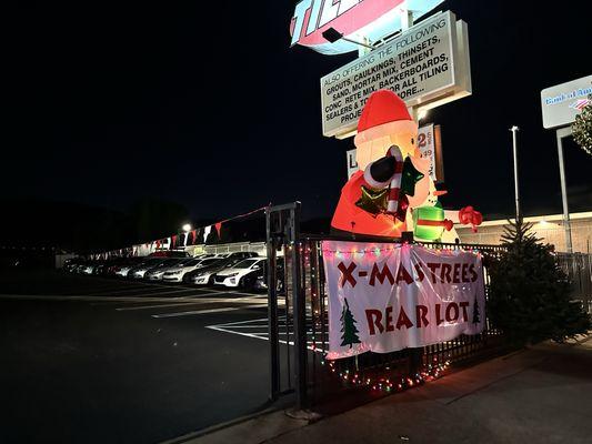 Bring the kids on the weekends to take pictures with Santa Clause.