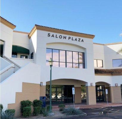 Salon Plaza