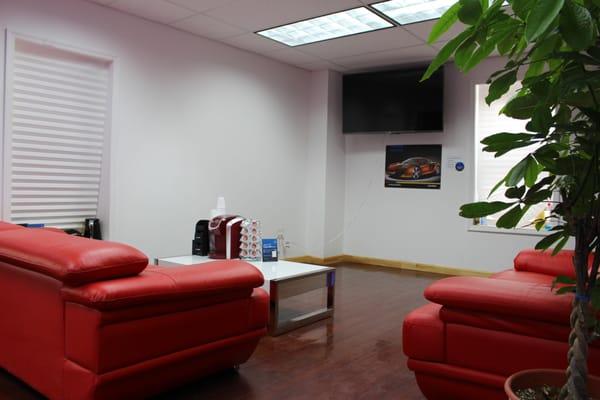 Comfortable waiting area with cable tv, free wi-fi, and complimentary coffee and teas.