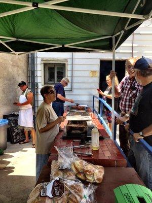 Long lines at the B-B-Q