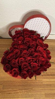 Large red rose heart box. We have XL, L, M, and small sizes.