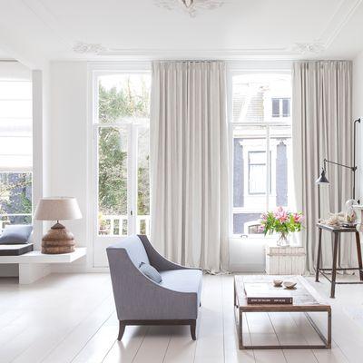 Want your décor to be the star?  Dress your windows with muted treatments to pull focus toward your unique and stylish furnishings!