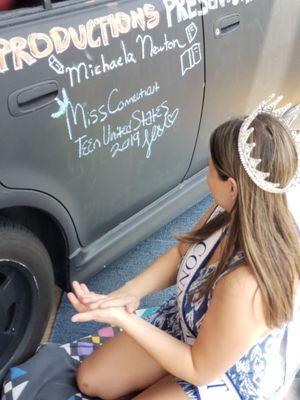 Miss Teen Connecticut 2019 stops by to #chalkitup!