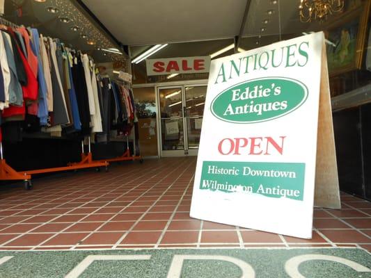 Eddie's Antiques & Collectibles