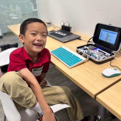 Fun Coding afterschool Program
 Book a free trial coding class at iCode Memorial 
 https://icodeschool.com/memorial/book-a-free-trial-class/