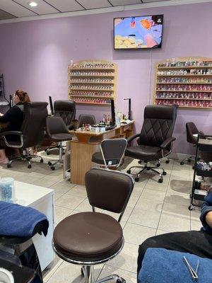 Inside the City Nail Spa