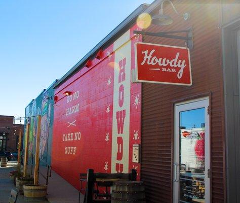 Say "Howdy" to RiNo's newest country bar! Stop in for cold beer and western vibes. Try our crisp, western pilsner, Howdy Beer.